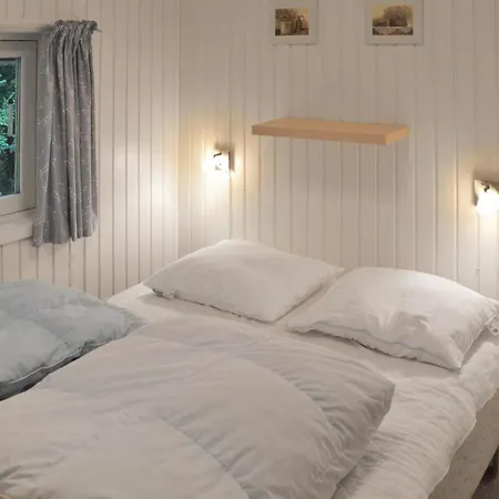 Hébergement de vacances Three-Bedroom Holiday Home Gilleleje With A Fireplace 09 *