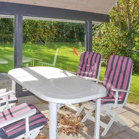Hébergement de vacances Three-Bedroom Holiday Home Gilleleje With A Fireplace 09 Gilleleje